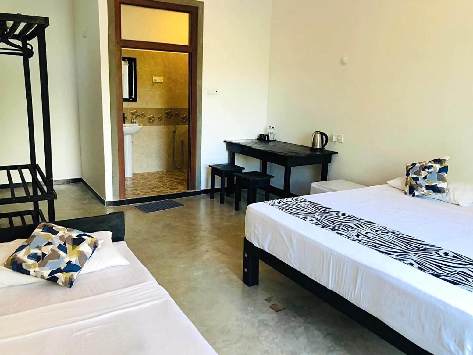 Zero Nero Hotell Unawatuna Rom bilde